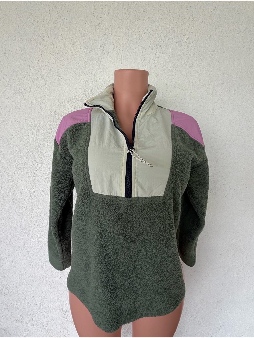 Olive Green Fleece Pullover Jacket with Cream & Pink Accents